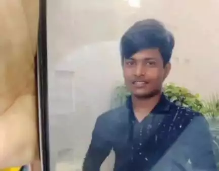 कानपुर: चकरी में बंगले के कमरे में नौकर ने लगाई फांसी, शव लेने बिहार से पहुंचे परिजन