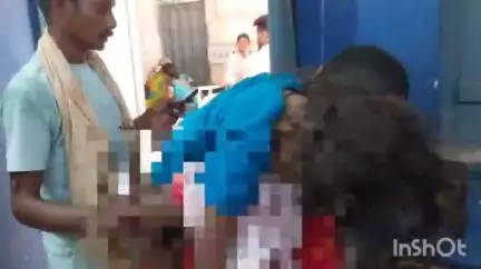 नवादा: सुपौल गांव के पास तेज रफ्तार ई-रिक्शा की चपेट में आने से एक बच्ची की मौत, चालक फरार