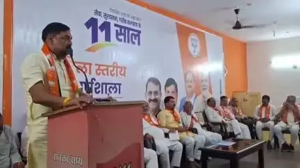 नरसिंहपुर: भाजपा कार्यालय में सेवा, सुशासन व गरीब कल्याण के 11 वर्ष के कार्यक्रमों को लेकर जिला स्तरीय कार्यशाला का आयोजन