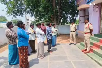 కర్నూలు: చట్ట వ్యతిరేక కార్యకలాపాలకు దూరంగా ఉండండి : కర్నూలు జిల్లా ఎస్పీ విక్రాంత్ పాటిల్