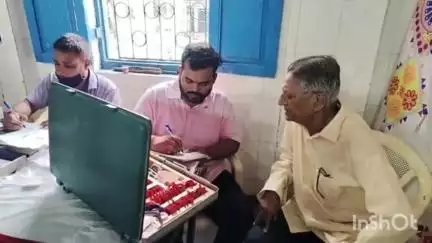 ठाणे: ठाकरे गट युवा सेना प्रमुख आदित्य ठाकरे यांच्या वाढदिवसानिमित्त कोपरी येथे मोफत आरोग्य तपासणी शिबिराचे आयोजन