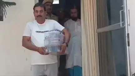 चन्दौली मंजिद में धर्मगुरु बनाकर तंत्र मंत्र के शहारे लाखो रूपये की ठगी वाले ठग गीरस्तार