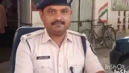 हसपुरा: हसपुरा पुलिस ने धुसरी गांव से एक देशी कट्टा के साथ दो युवकों को किया गिरफ्तार, कोर्ट में पेश कर भेजा जेल