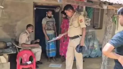উদয়পুর: দীর্ঘ বছর ধরে কোনো পরিচয় পত্র ছাড়াই বসবাস করে আসছে কিল্লা এলাকায় এক ব্যাক্তি পুলিশ অভিযুক্ত বাংলাদেশকে গ্রেপ্তার করে