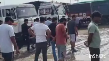 रेवाड़ी: रेवाड़ी में सीएम फ्लाइंग का ओवरलोड वाहनों पर छापा, ₹8.73 लाख का जुर्माना, 14 चालान और 73 डंपर पकड़े