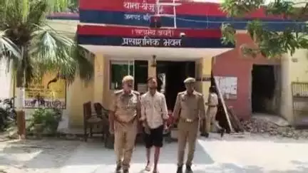 सिकंदरपुर: जिगिड़सर मोड़ से छेड़खानी और जान से मारने की धमकी देने के मामले में वांछित अभियुक्त को किया गया गिरफ्तार