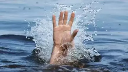 सिरोंचा: सिरोंचा नजिकच्या गोदावरी नदीपात्रात आंघोळी करिता गेलेले ८ तरुण बुडाले, दोघांना वाचवण्यात यश