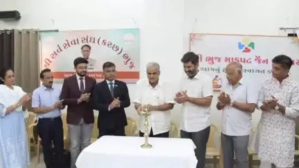 ભુજ: સર્વ સેવા સંઘ દ્વારા ખેંચ/વાઈ/ આંચકી ની બિમારી ધરાવતા દર્દીઓ માટે  હોસ્પિટલ રોડ ખાતે વિના મૂલ્યે પરિસંવાદ યોજાયો