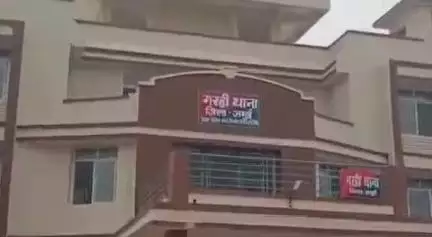 खैरा: गरही थाना पुलिस ने विभिन्न जगहों से एक शराब तस्कर और एक शराबी को बिशनपुर एवं कुरवा टाँड़ गांव से गिरफ्तार कर जेल भेजा