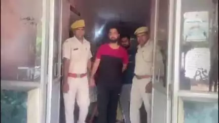 चित्तौड़गढ़: रिठौला चौराहे स्थित एक होटल और कैफे में दुष्कर्म के मामले में दो आरोपियों को किया गया गिरफ्तार