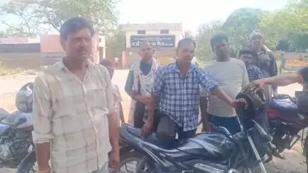 कोल: पिलखुनी के निकट ट्रैक्टर की चपेट में आया बाइक सवार परिवार, एक की मौत, दंपति सहित एक घायल, पुलिस ने कराया पोस्टमार्टम