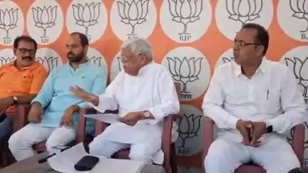 मेदिनीनगर (डालटनगंज): शिक्षक पात्रता परीक्षा नियमावली में नागपुरी और कुड़ुख को शामिल करने का विरोध, सांसद ने कहा जरूरत पड़ी तो सड़क पर उतरेंगे