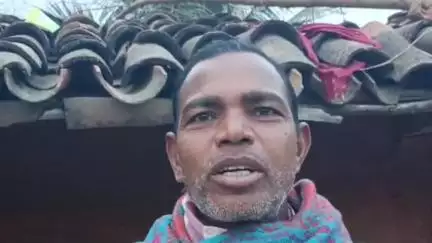 କଣ୍ଟାବାଞ୍ଜି: ଡ଼ଙ୍ଗରପଡା ପଞ୍ଚାୟତ ରେ ମୃତ କେନ୍ଦୁପତ୍ର ତୋଳାଳୀ ପରିବାରଙ୍କୁ ସହାୟତା ପାଇଁ ଦାବିକରି ପ୍ରତିକ୍ରିୟା ରଖିଲେ ସ୍ଥାନୀୟ ବାସିନ୍ଦା ମାଲିକ ମହାକୁର