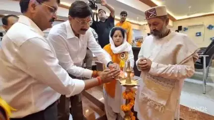 बिलासपुर: शहर में चेतना अभियान के तहत पुलिस परिवार के लिए विशाल स्वास्थ्य परीक्षण और जागरूकता कार्यक्रम आयोजित