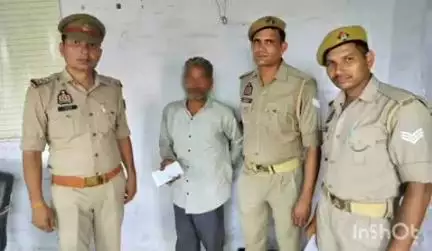 आगरा: चलती ट्रेनों और रेलवे स्टेशन पर चोरी करने वाले शातिर चोर को आगरा कैंट रेलवे स्टेशन से गिरफ्तार किया गया