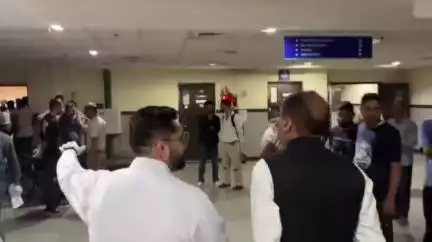 मंडी: नेता प्रतिपक्ष जयराम ठाकुर ने मेडिकल कॉलेज नेरचौक पहुंचकर शाला हादसे में घायल हुए लोगों का जाना कुशलक्षेम