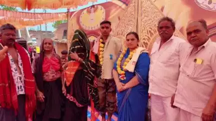 વાંકાનેર: વાંકાનેરના રાતડીયા ગામે માલધારી સમાજ દ્વારા ટ્રેનિંગ બાદ વતન પરત ફરતા અગ્નિવીરનું સન્માન કરાયું….