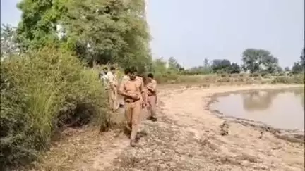 गोंडा: पिता की प्रताड़ना से तंग आकर किशोरी ने फांसी लगाकर आत्महत्या की, आरोपी पिता गिरफ्तार