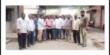 తాండూరు: మృతుని కుటుంబానికి ఆర్థిక సాయం అందించిన టిఆర్ఎస్ పార్టీ బీసీ సెల్ అధ్యక్షుడు ఆర్ సి గౌడ్
