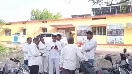 खुलताबाद: वेरुळ येथील प्राथमिक आरोग्य केंद्र ‘रामभरोसे’ शवविच्छेदनासाठी डॉक्टरच गायब #jansamasya