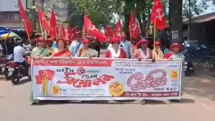 ঝাড়গ্রাম: সিপিএমের শ্রমিক সংগঠনের প্রথম জেলা সম্মেলন আয়োজিত হল ঝাড়গ্রামে