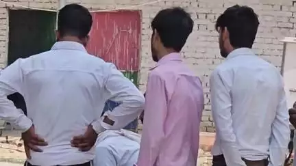 बिलग्राम: नेकपुर नेवादा निवासी धर्मेंद्र की छत पर सोते समय बंदरों के झुंड से बचने की कोशिश में हुई मौत, पुलिस ने कराया पोस्टमार्टम