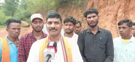 କୋଟପାଡ: ମାଝିଗୁଡା ପଞ୍ଚାୟତର ବିକାଶ ପାଇଁ ବୈପାରୀଗୁଡା ଠାରେ ପ୍ରତିକ୍ରିୟା ରଖିଲେ  କୋଟପାଡ଼ ବିଧାୟକ ରୁପୁ ଭତ୍ରା l