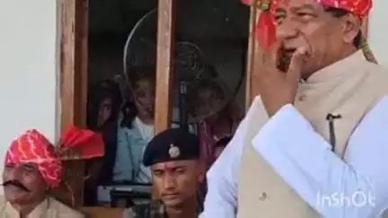 आष्टा: आष्टा के ग्राम मोरूखेड़ी में आर्मी की ट्रेनिंग पूरी कर लौटे आदेश विश्वकर्मा का विधायक ने किया स्वागत