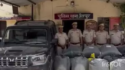 रोहट: जैतपुर थाना पुलिस ने एक लावारिस कार से भारी मात्रा में डोडा पोस्त व अफीम का दूध किया ज़ब्त