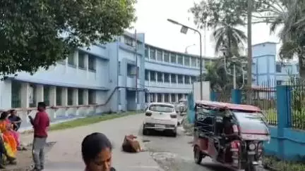 হিলি: চাপাহাটে পুকুরের জলে পড়ে গিয়ে মৃত্যু প্রৌঢ়ের, তদন্তে পুলিশ