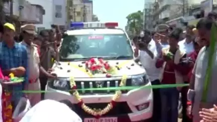 ఆత్మకూరుకి ఆరు పోలీసు వాహనాలు..వాహనాలను ప్రారంభించిన ఎంపీ, మంత్రులు, ఎమ్మెల్యేలు