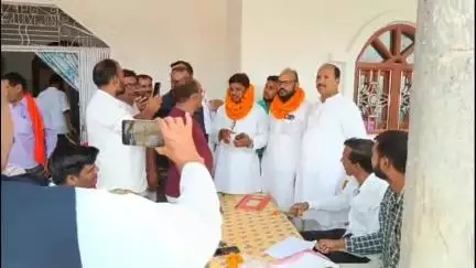 बिश्रामपुर: सतेंद्र यादव दोबारा बने विश्रामपुर के राजद प्रखंड अध्यक्ष, राजद नेताओं और कार्यकर्ताओं ने दी बधाई