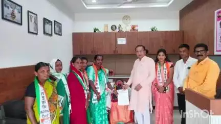 जालना: राष्ट्रवादीभवनात संगिता झाडीवाले यांची राष्ट्रवादी काँग्रेस पार्टीच्या असंघटित मागासवर्गीय महिला  जिल्हाध्यक्षपदी निवड