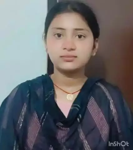 पांडू: कंडा पीएम श्री अपग्रेड प्लस टू उच्च विद्यालय की छात्रा सुगन्धा कुमारी इंटरमीडिएट परीक्षा में बनीं जिला टॉपर