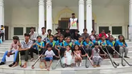 राजगीर: राजगीर में सब जूनियर हॉकी चैंपियनशिप में कैमूर की टीमों ने दिखाया दम, पर्यटन स्थलों का किया भ्रमण