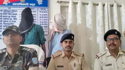 बरकागाँव: आराहरा हुदुआ सुनसान सड़क पर लूटपाट करते दो लोग पिस्तौल के साथ गिरफ्तार, भेजे गए जेल