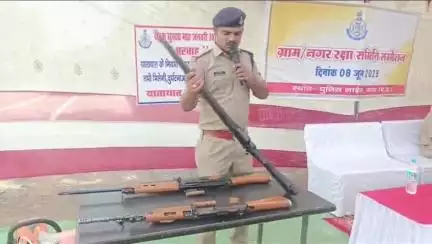 पन्ना: पुलिस लाइन परिसर पन्ना में ग्राम/नगर रक्षा समिति के सदस्यों का एक दिवसीय प्रशिक्षण आयोजित
