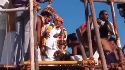 ஸ்ரீவைகுண்டம்: கொங்கராயகுறிச்சியில் ஸ்ரீ பொன்னுறுதி அம்பாள் சமேத ஸ்ரீ வீரபாண்டீஸ்வரர் ஸ்ரீ சட்டநாத சுவாமி ஆலய கும்பாபிஷேக விழா