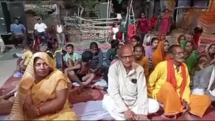 सुल्तानपुर: जयसिंहपुर में श्रीमद भागवत कथा के चौथे दिन आचार्य ने बताया मानव जीवन का सार, श्रीकृष्ण की झांकी निकाली