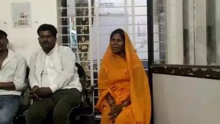 मऊगंज: मऊगंज कॉलेज के पास महिला को रिश्तेदार बताकर बोलेरो में बैठाया, ₹5000 और जेवरात लूटे