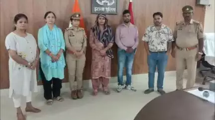 इटावा: SSP के निर्देशन में रिजर्व पुलिस लाइन में परिवार परामर्श केन्द्र का आयोजन, 6 परिवारों के बीच हुआ सुलह समझौता