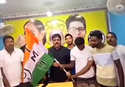 ভাঙড় ২: ভাঙ্গড়ে আবারো ISF ছেড়ে তৃণমূলে যোগদান  পর্যবেক্ষক শওকত মোল্লার হাত ধরে