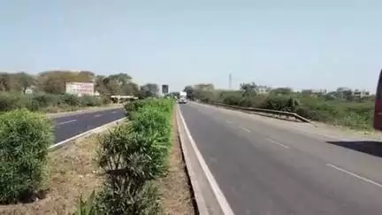 शिरपूर: तालुक्यातील बिजासन घाटात दिवसा दरोडा सुरतच्या व्यापाऱ्याचे १८ लाख रुपये लुटले,तालुका पोलीस ठाण्यात गुन्हा दाखल