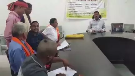 बोलबा: बोलबा प्रखंड कार्यालय में राजस्व शिविर का आयोजन, लोगों की समस्याएं सुनी गईं