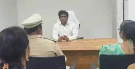 కనిగిరి: ఎర్రచందనం ప్లాంటేషన్ పేరిట జరుగుతున్న మోసాలకు అడ్డుకట్ట వేయాలి: జిల్లా ఫారెస్ట్ అధికారి వినోద్ కుమార్