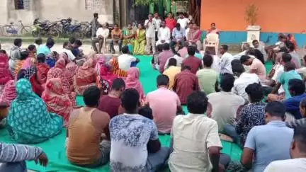 কুলতলি: কুলতলিতে বিরোধী শিবিরে ভাঙ্গন অব্যাহত, জামতলা মৌজার ১০৬ নম্বর বুথে একাধিক রাজনৈতিক দল থেকে তৃণমূল কংগ্রেসে যোগদান