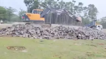 রতুয়া ১: বিলাইমারির বিস্তীর্ণ প্রান্তে বাঁধের কাজ হলেও নদী ভাঙ্গনের কাজের দাবী এলাকাবাসীর#jansamasya