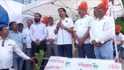रोहा: रोहात  सिटी ऑफ फ्लावर्स मार्फत  वृक्षदिंडीचे आयोजन, रोहा शहराला रंगीत फुलांचे शहर करण्याचा संकल्प