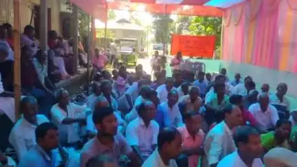 ধূপগুড়ি: রামসাই অঞ্চলের পানবাড়ি এলাকায়  উত্তরবঙ্গের বিভিন্ন জেলার প্রতিনিধিদের নিয়ে সন্তান দল উত্তরবঙ্গ কমিটির বিশেষ কর্মীসভা