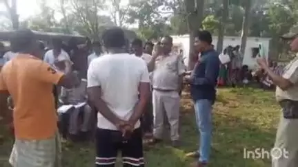 ଚମ୍ପୁଆ: ଚମ୍ପୁଆ ଥାନା ବଳଭଦ୍ର ପୁର ଗାଁ ରେ ଧର୍ମାନ୍ତରୀକରଣକୁ ନେଇ ଉତ୍ତେଜନା ପେlଲିସର ହସ୍ତକ୍ଷେପ